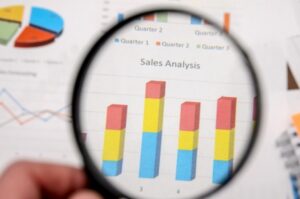 La possibilité de recourir à une expertise pour l'actionnaire de SA ou de SAS.